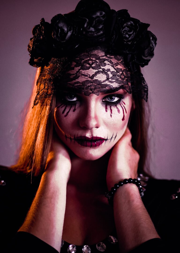 halloween-aesthetic-lightroom-preset-by-aesthetic-design-shop-lu-amaral-studio1 Halloween Aesthetic Lightroom Photo Preset