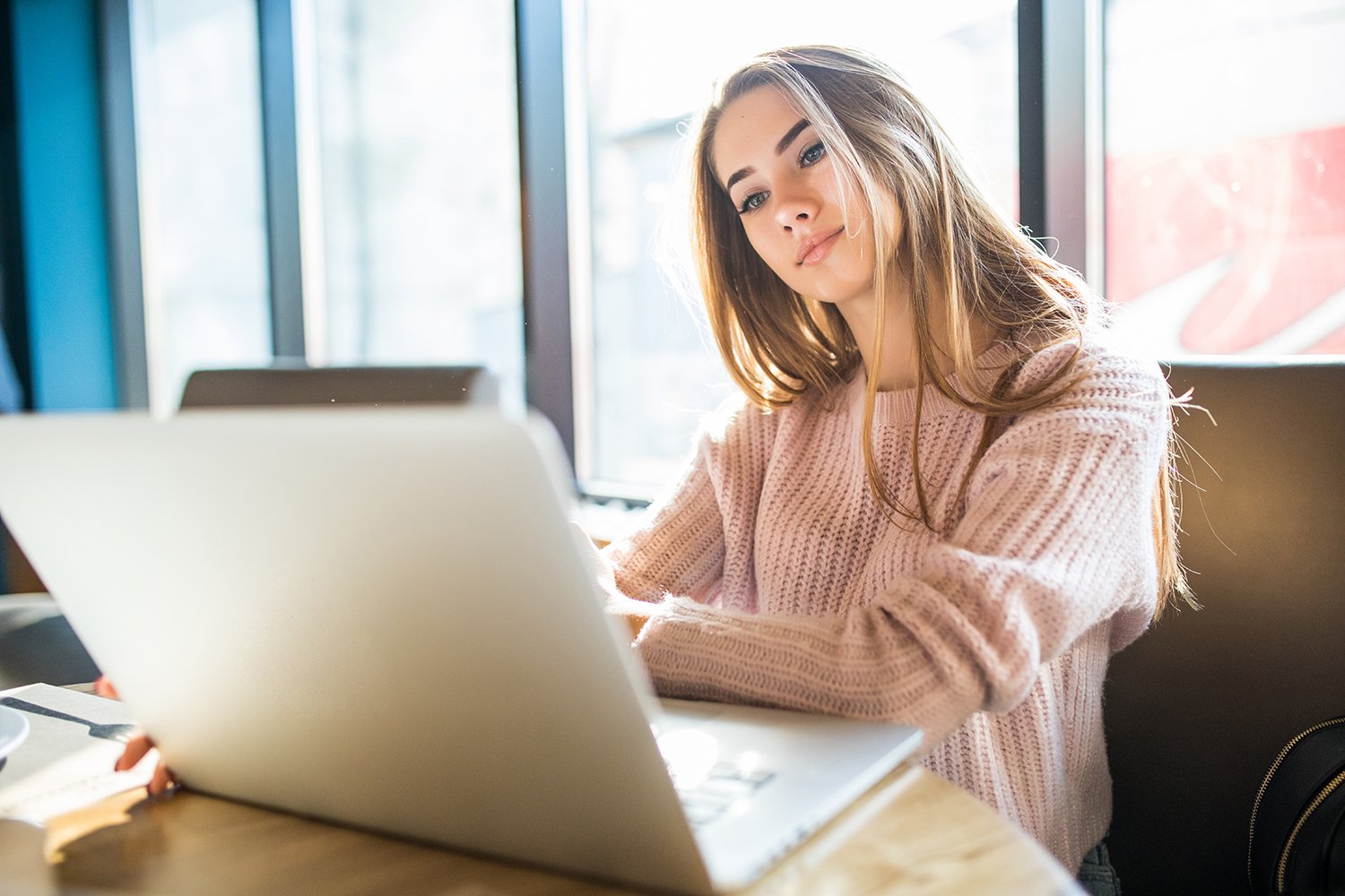 Canva 101: Why This Trendy Design Tool Might Just Change the Way You Create